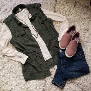 EUC Supplies Army Green Vest